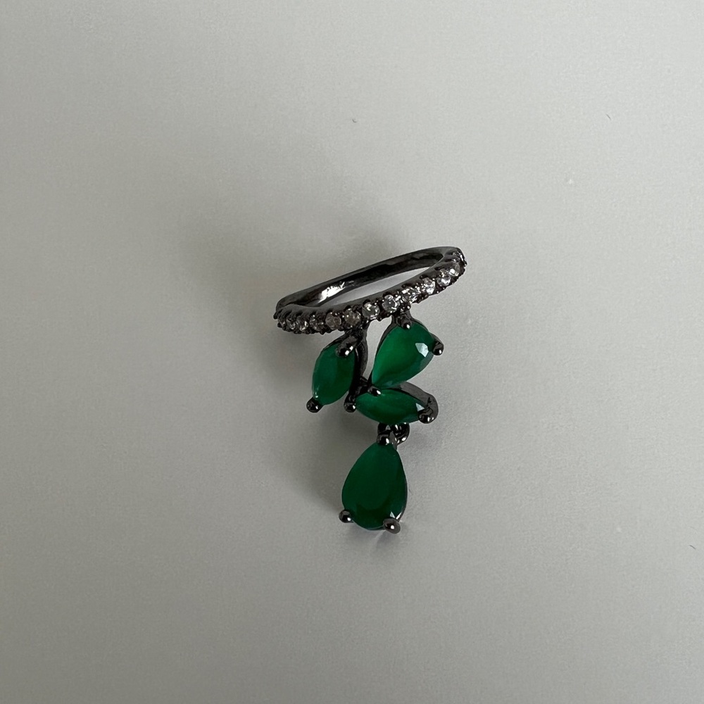 Ear Cuff Earring (Left) - Picture 4 of 4